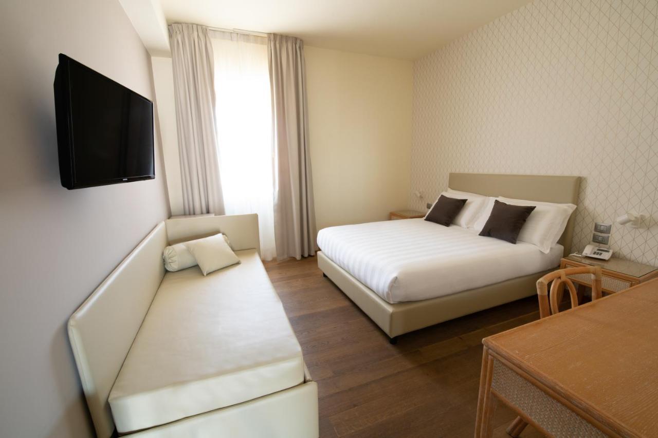 Hotel Enzo Porto Recanati Eksteriør billede