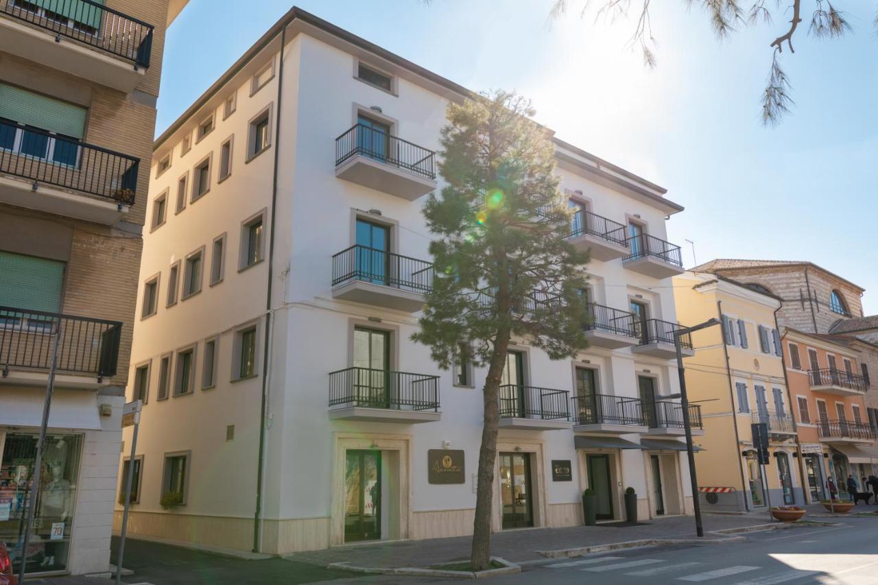 Hotel Enzo Porto Recanati Eksteriør billede