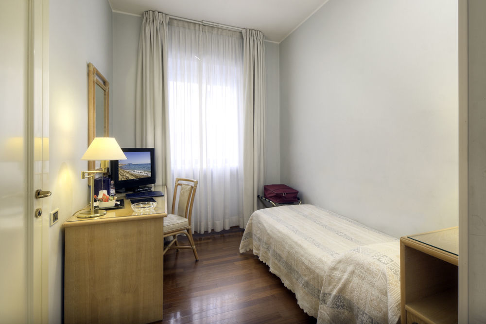 Hotel Enzo Porto Recanati Eksteriør billede