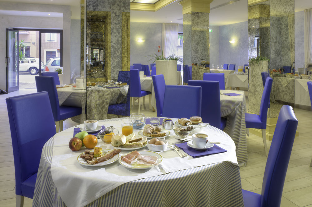 Hotel Enzo Porto Recanati Eksteriør billede